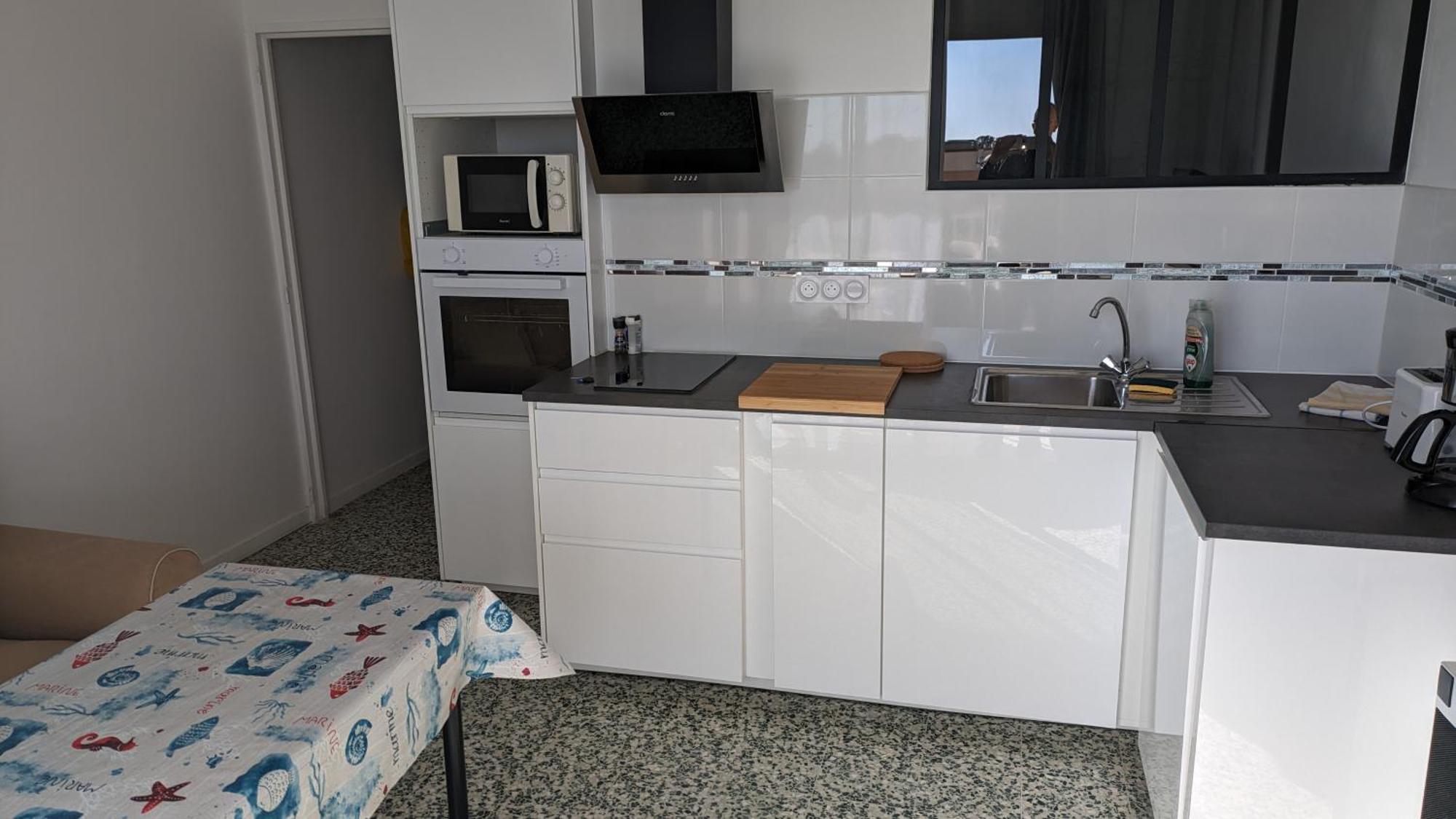 Studio Avec Coin Nuit, 100 M De La Mer Le Lavandou Exteriér fotografie